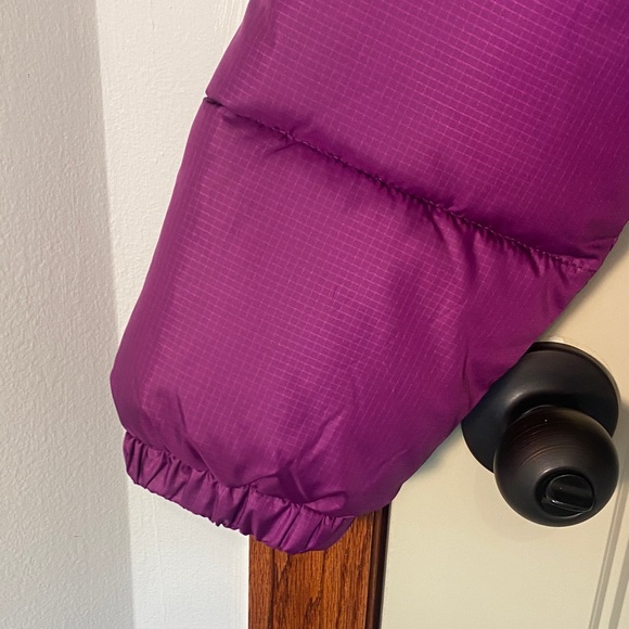 Womens Columbia Purple Puffer Jacket - Picture 4 of 16